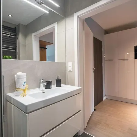 Invest Widok 800 A7 Apartment
