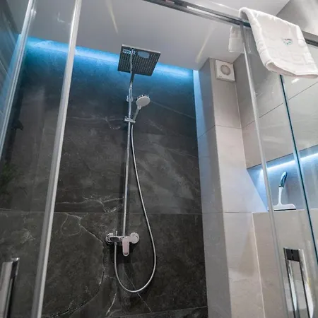 Invest Widok 800 A7 Apartment